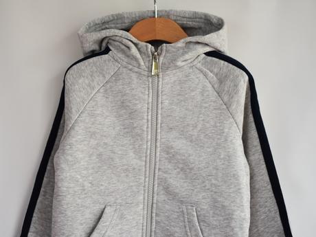 Mikina vel. 4 - 5 let, 110