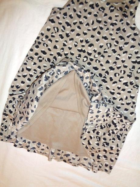 Krásné stříbrnohnědě tygrované šaty, girl2girl,116