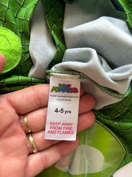 An8/ kostým pj maska -  v.4/5 let, 