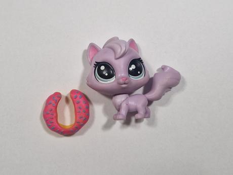 Littlest pet shop pastry catsky 3-77, 