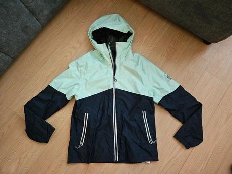 Nepromokavá bunda, vel. 10-11 let, decathlon,140