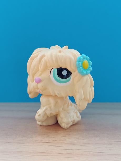 Lps pejsek s kytičkou,