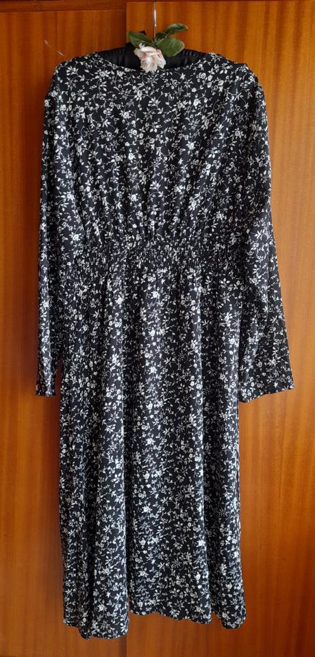 Shein květinové šaty s dlouhými rukávy, 44