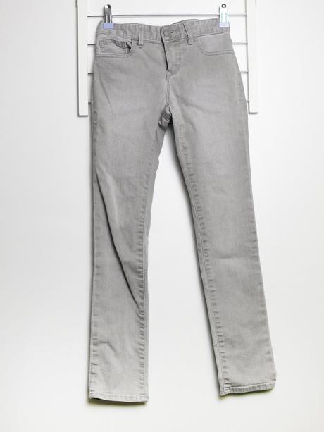Šedé džíny, gap,134