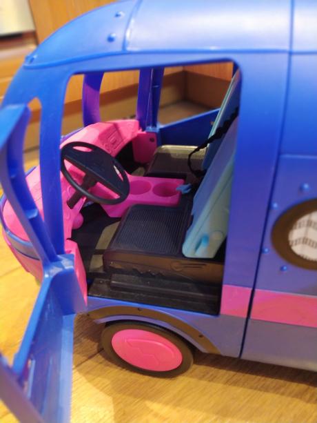 Karavan pro panenky lol surprise omg, 