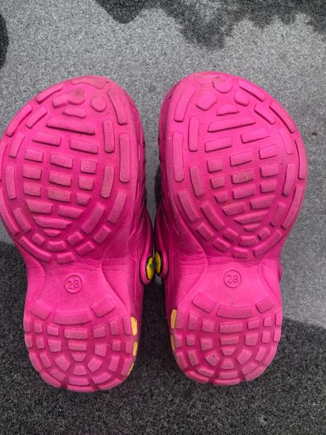 27-28 boty na zahradu, do vody na donoseni, 27