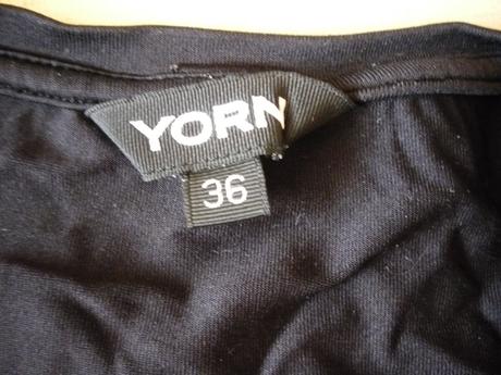 Černé sportovní triko, s