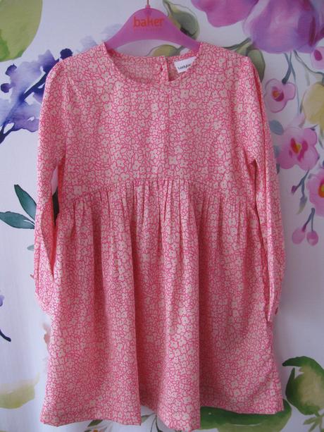 Dívčí růžové šatičky s kytičkami, ladybird,104