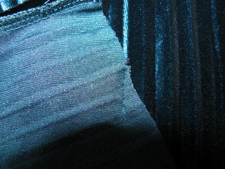 Elastická velurová tyrkysová sukně m&s, marks & spencer,122