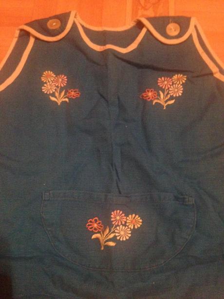 Dívčí tričko - zástěra květy, 86