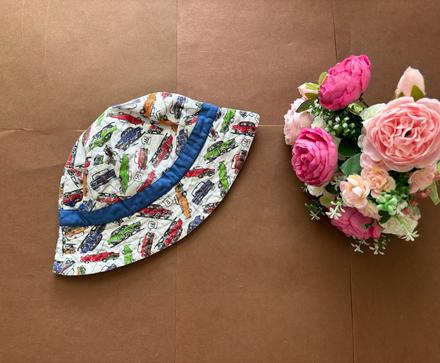 Klobouk s auty - v.3/6 let, tu,110