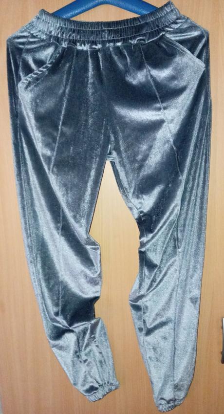 Lesklé semišové kalhoty, sinsay,s