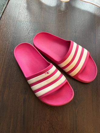 Růžové pantofle adidas 35, adidas,35