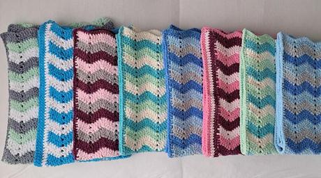 Ručně háčkovaná deka pro miminko, 