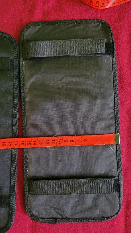 Držáky na cd na clonu do auta, 