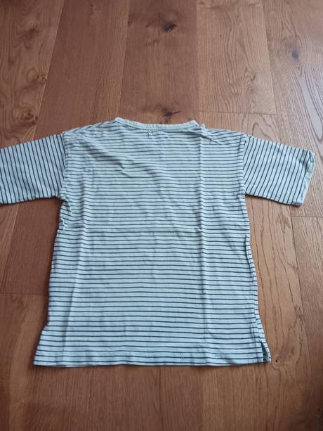 2x triko reserved č.140, reserved,140