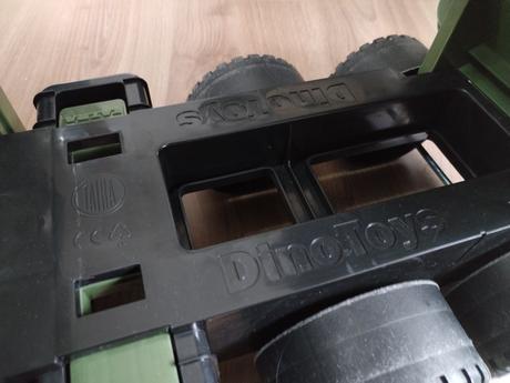 Armádní tatra 73 cm,