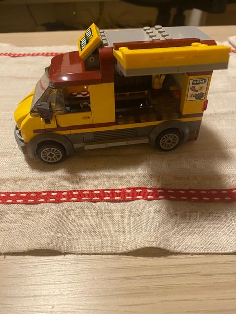 Lego city set 60150,