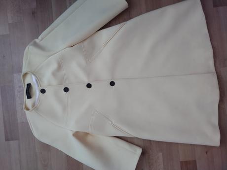 Žlutý kabatek, zara,s