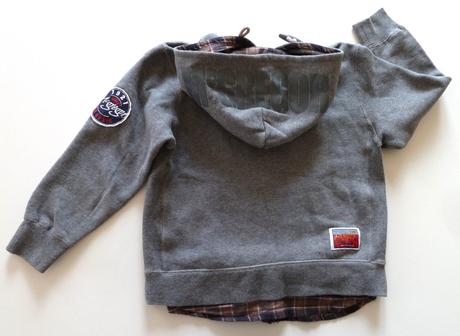 Mikina s kapucí a košilovou vsadkou vel. 122, 122