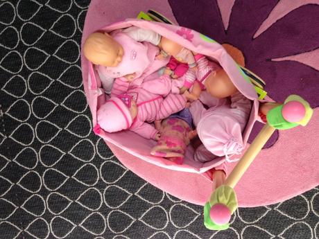 Vozik-aktivni choditko-kocarek panenkami,