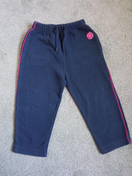 Teplejší tepláky, adams,98