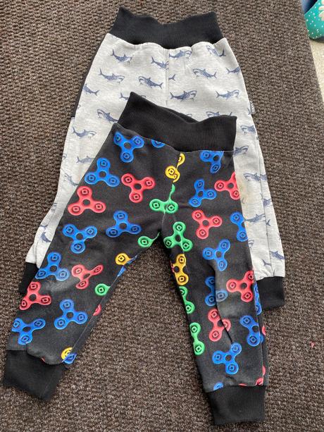 Teplaky se softshelem, 104