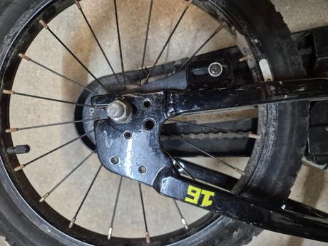 Chlapcké kolo vel. 16, 16