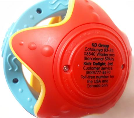 Zvukový a světelný míč, infinifun rattle ball,