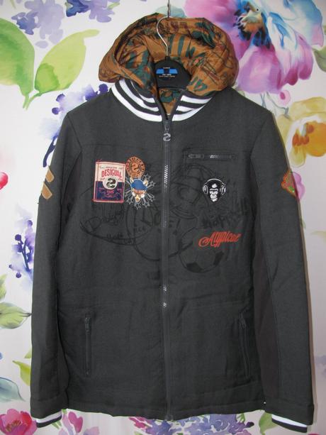 Zimní šedočerná skvělá bunda s kapucí desigual, desigual,164