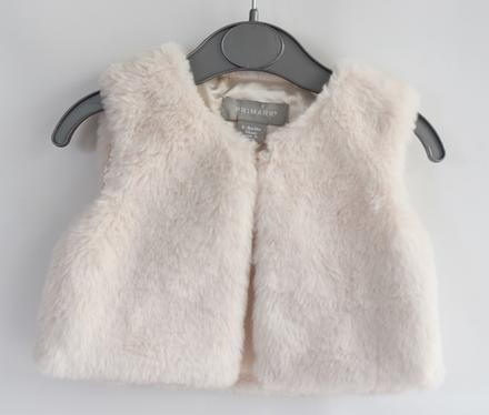 Vesta vel. 6 - 9 m, primark,74