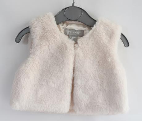 Vesta vel. 6 - 9 m, primark,74