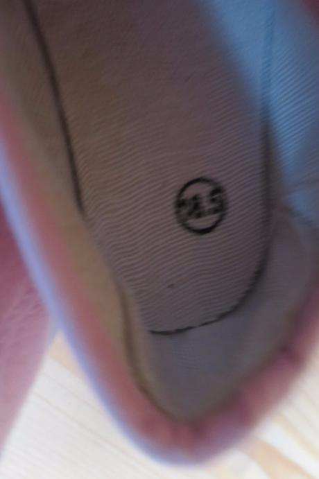 Cvičky pro princeznu, 23