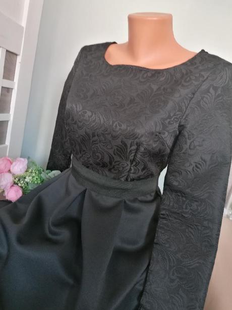 Společenské šaty, s