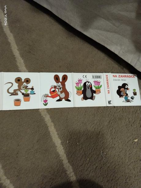 Leporelo na zahrádce,