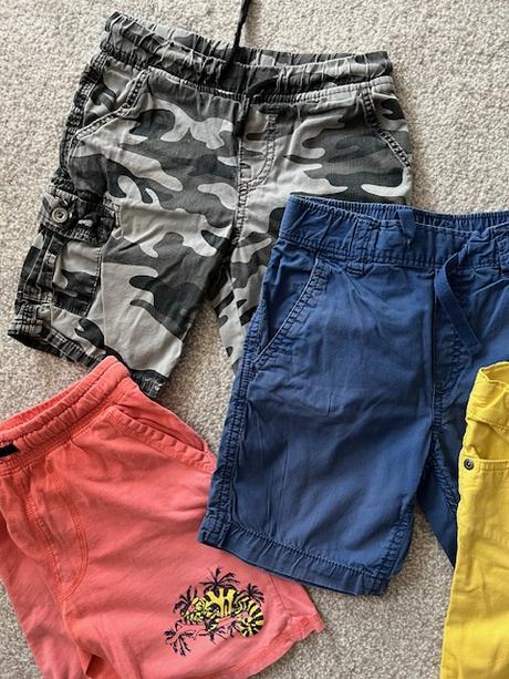 4x chlapecké šortky, h&m,116