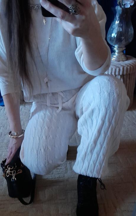 H&m pletené kalhoty jogger s copánkovým vzorem, h&m