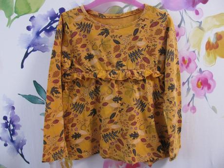 Krásná tunika s podzimním motivem, 122