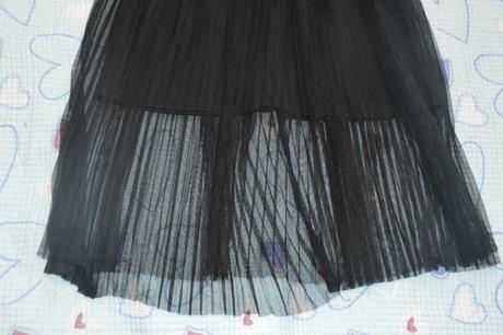122 128 tylová černá sukně, 128