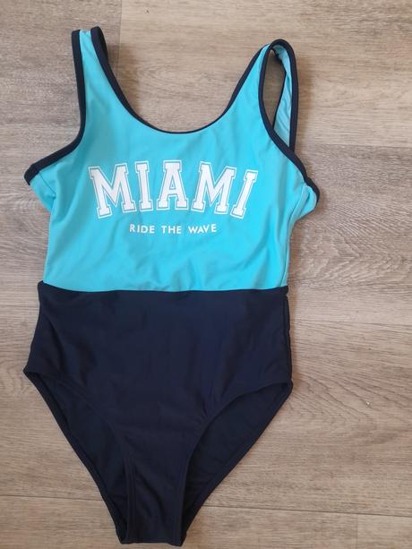 Plavky vel. 146-152-top stav, 146