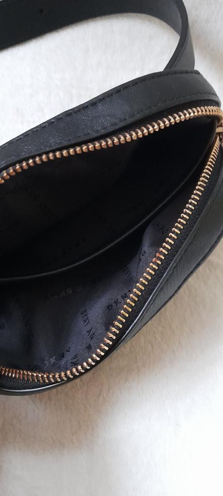 Dkny kožená ledvinka na pásku, dkny