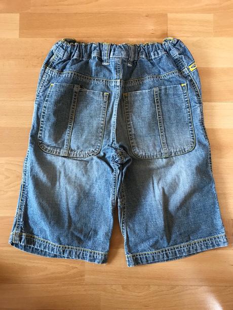 Bermudy kraťasy šortky, 122