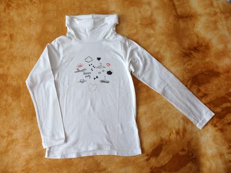 Bílý roláček s obrázkem, 128