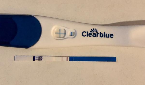 Bolesti a slabý těhotenský test. Mám to řešit s lékařem hned?