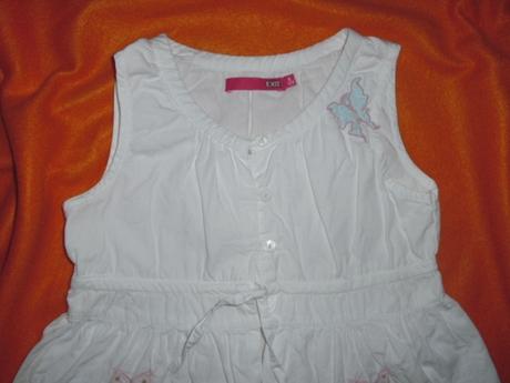 Sněhově bílý vyšívaný krojový top, 