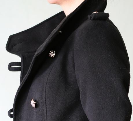 Krátký černý kabát - 70 procent vlna vel.s, s