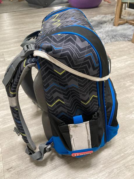 Školní aktovka hama step by step robot + prisl., 