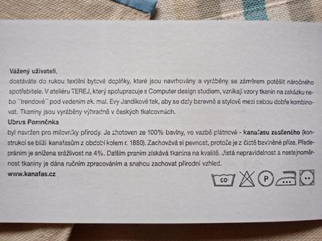 Ubrus na stůl obdélníkový + 4 ubrousky obdélník.,