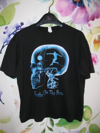 Černé pružné bavlněné tričko s potiskem, 152