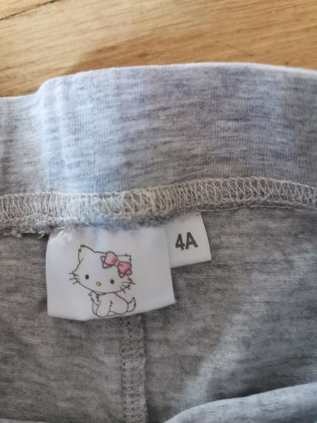 Legíny hello kitty vel. 98, sanrio,98